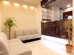 しろがね矯正歯科、姫路、矯正:待合室